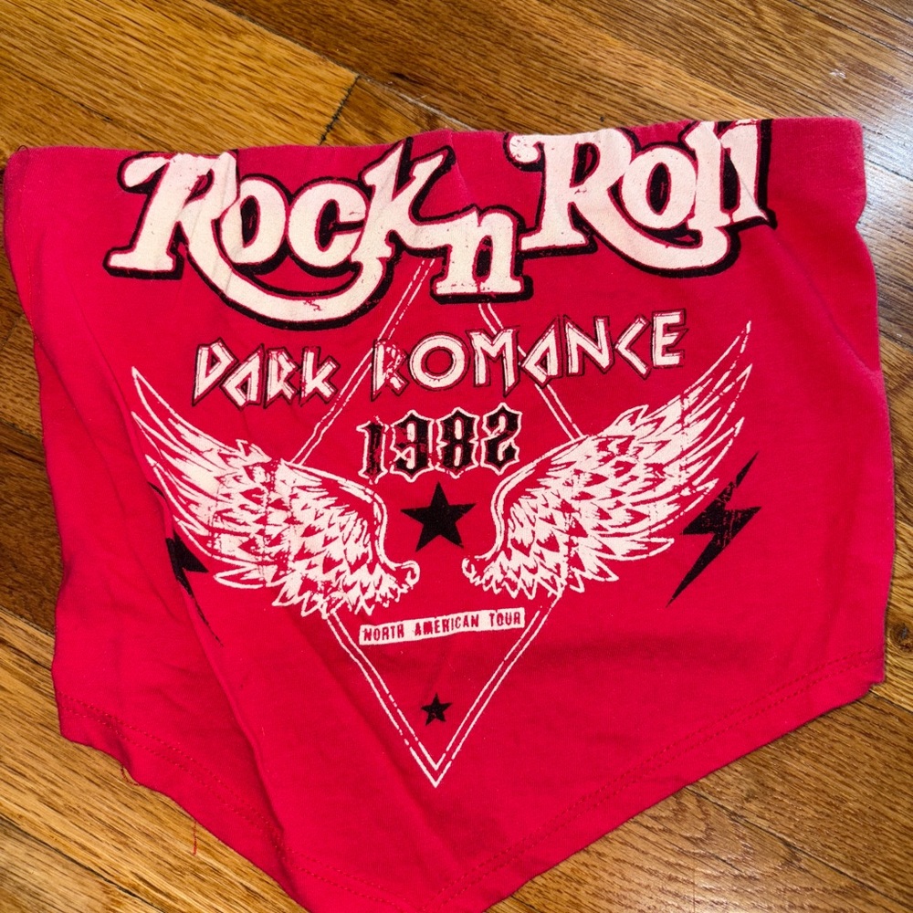 Red Rock n Roll Bandana top